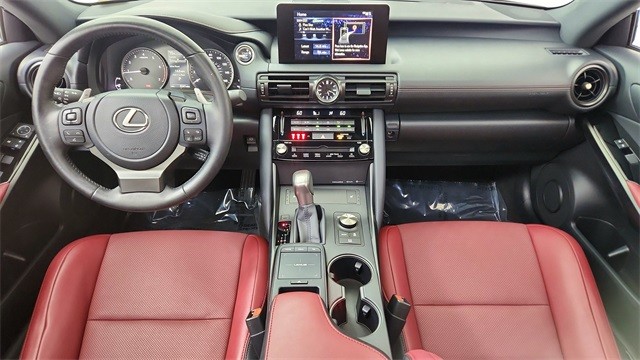 2024 Lexus IS IS 300 F SPORT Design RWD