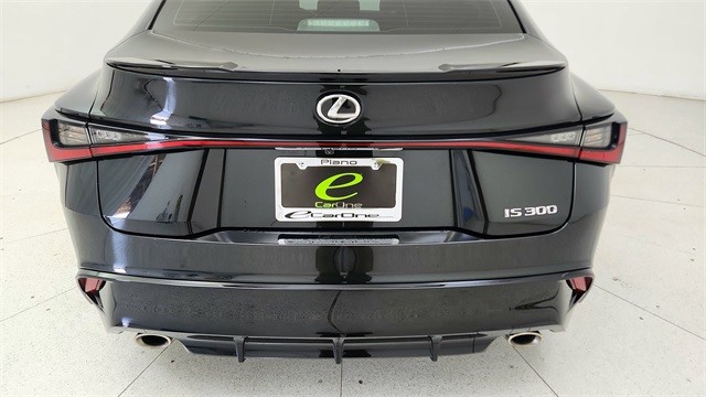 2024 Lexus IS IS 300 F SPORT Design RWD