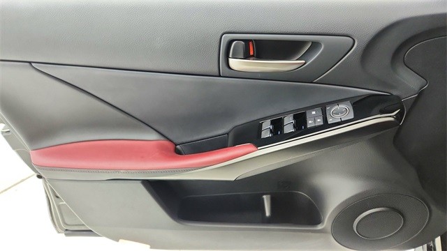 2024 Lexus IS IS 300 F SPORT Design RWD