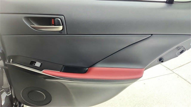 2024 Lexus IS IS 300 F SPORT Design RWD