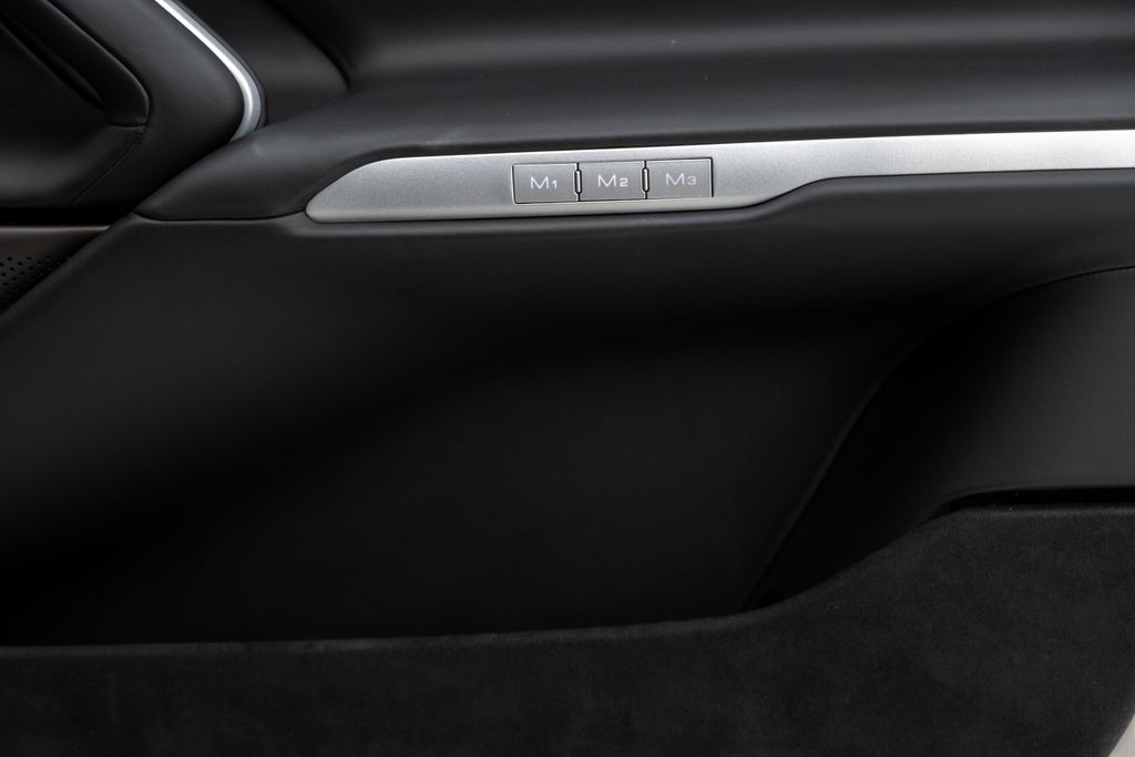 2024 Ferrari Purosangue Base AWD