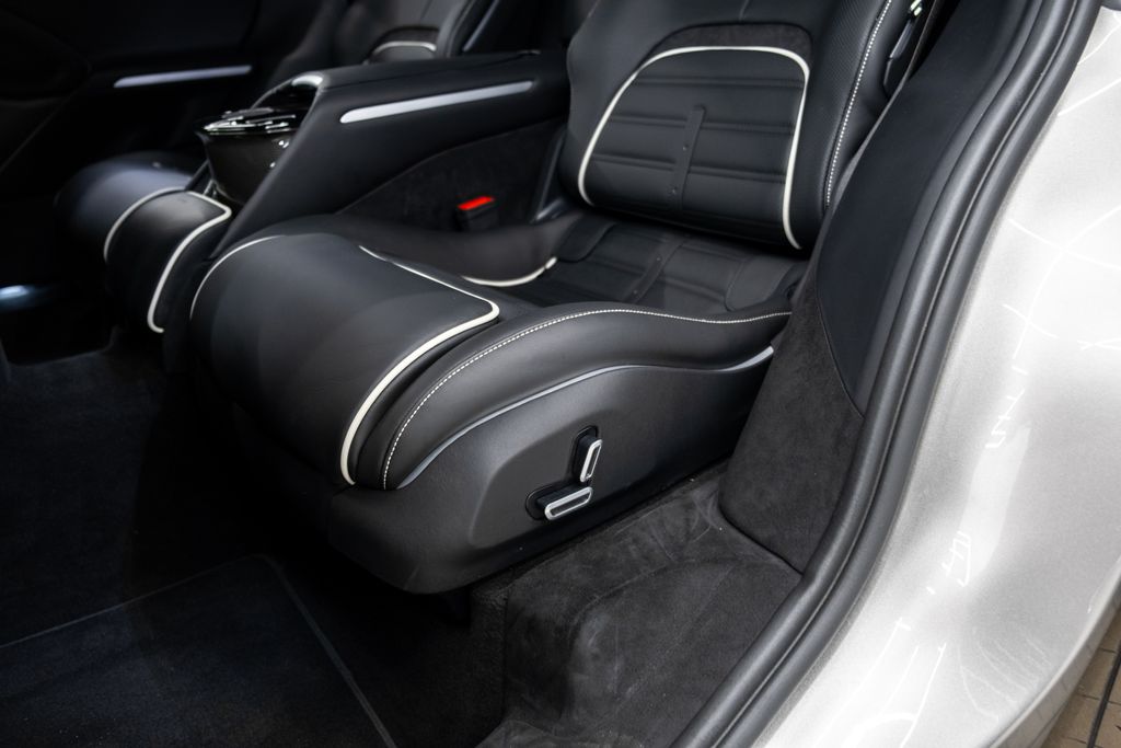 2024 Ferrari Purosangue Base AWD