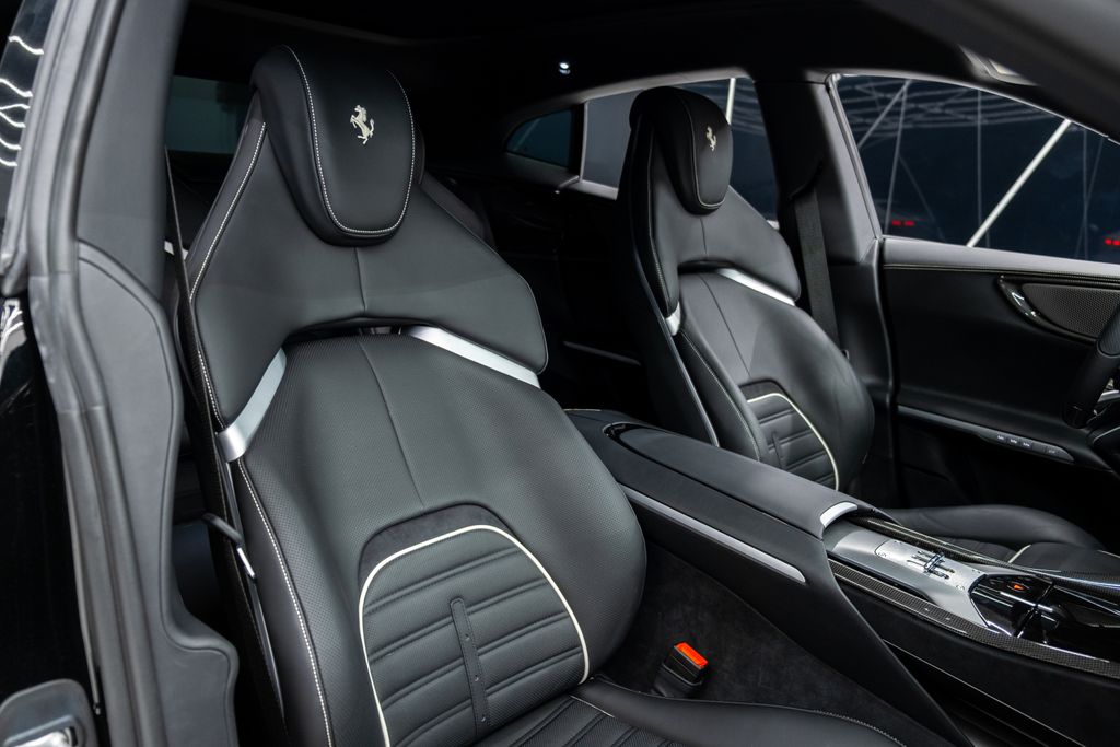 2024 Ferrari Purosangue Base AWD