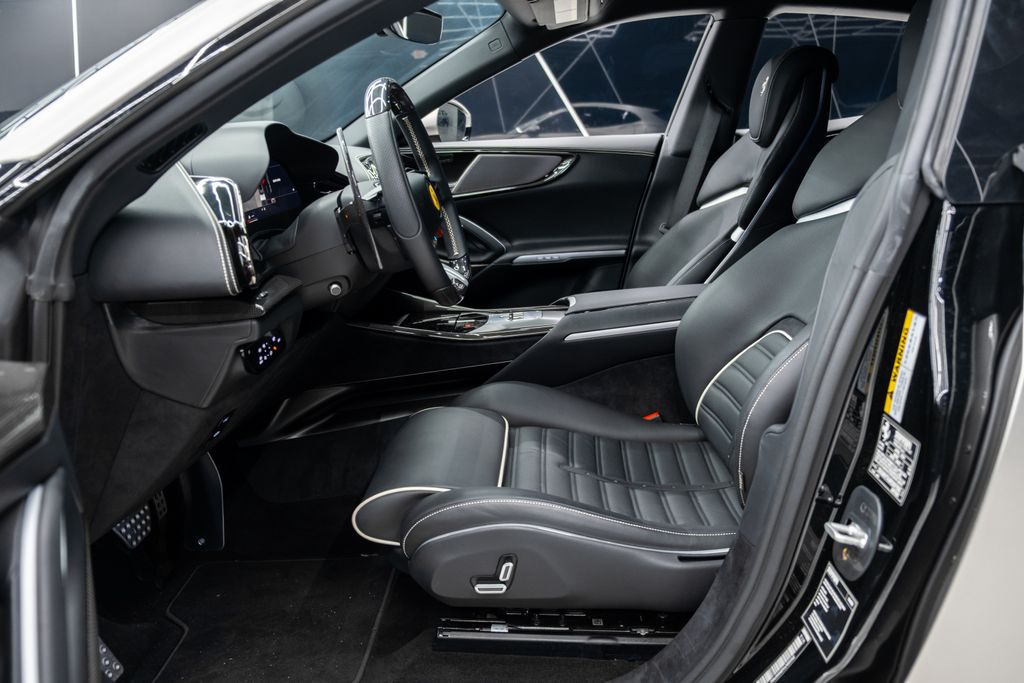 2024 Ferrari Purosangue Base AWD