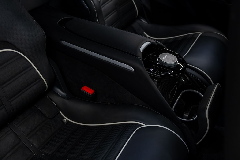 2024 Ferrari Purosangue Base AWD