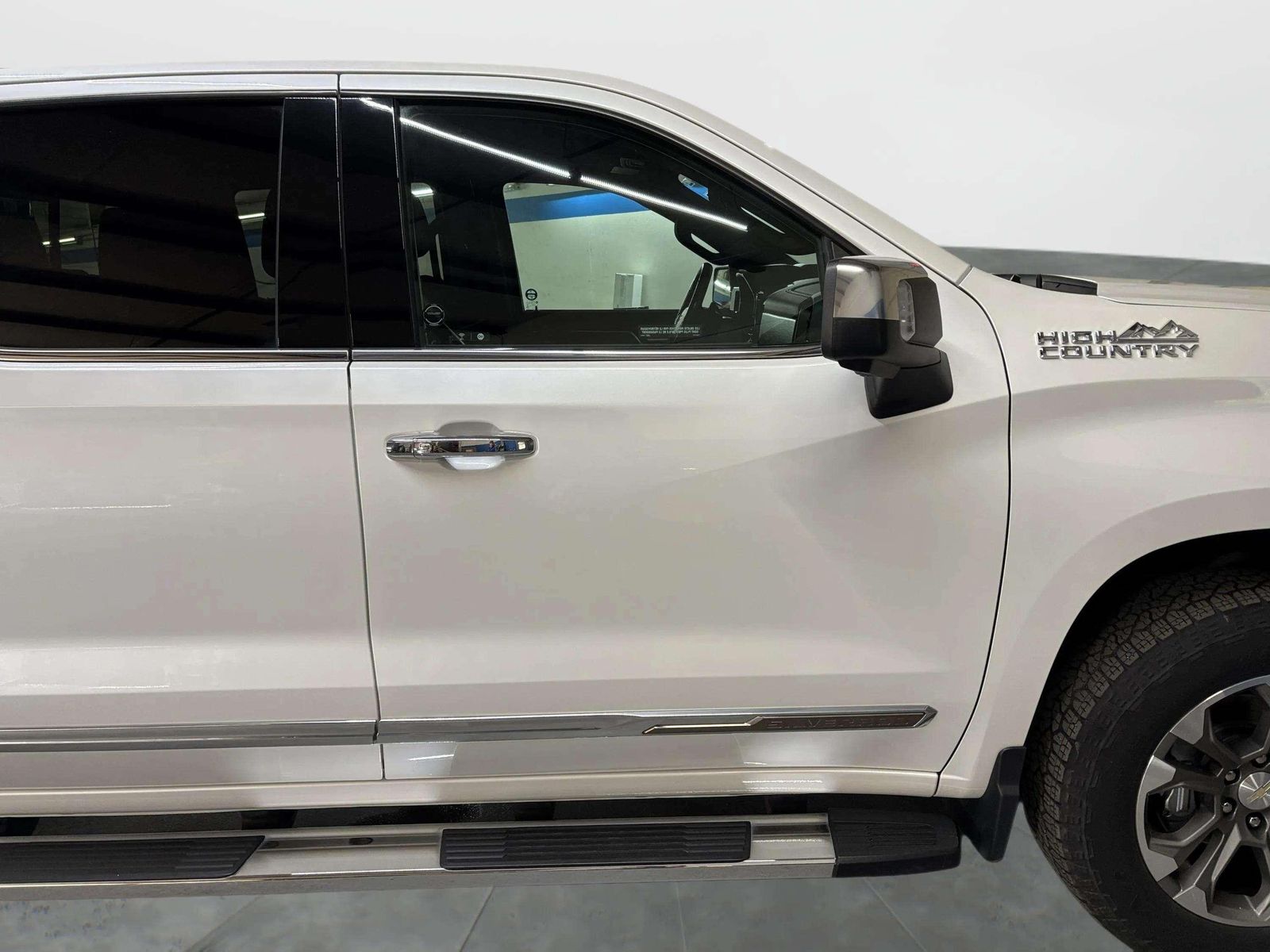 2022 Chevrolet Silverado 1500 High Country AWD