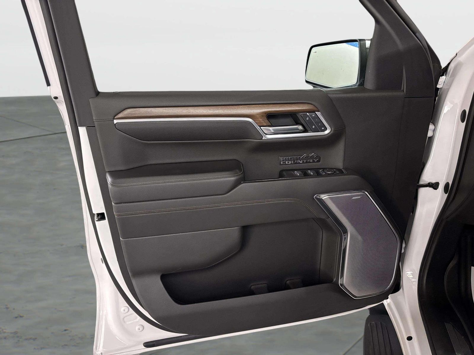 2022 Chevrolet Silverado 1500 High Country AWD