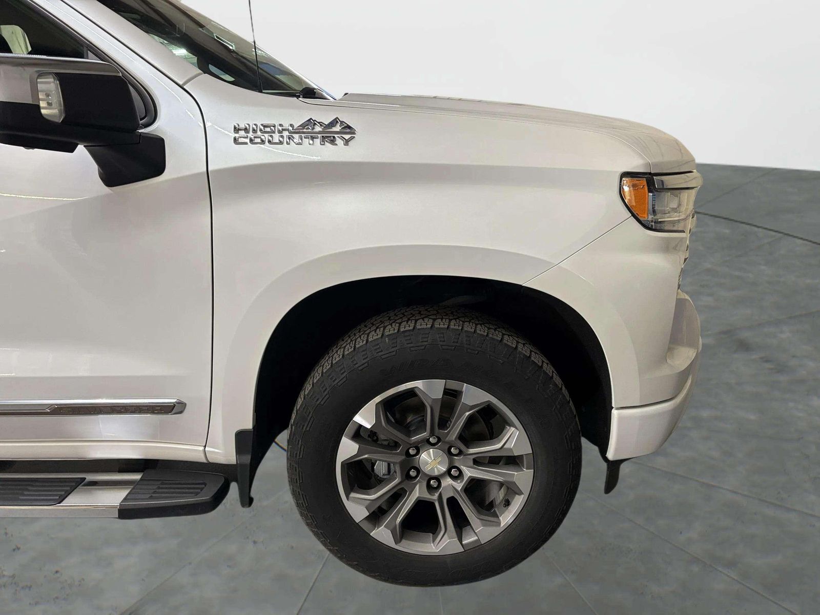 2022 Chevrolet Silverado 1500 High Country AWD