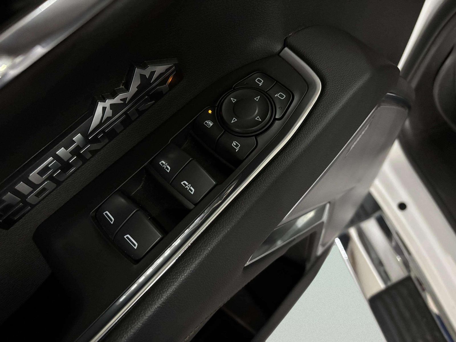 2022 Chevrolet Silverado 1500 High Country AWD