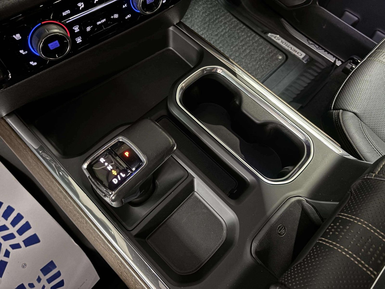 2022 Chevrolet Silverado 1500 High Country AWD