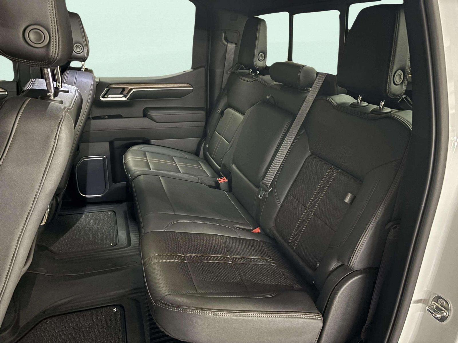 2022 Chevrolet Silverado 1500 High Country AWD