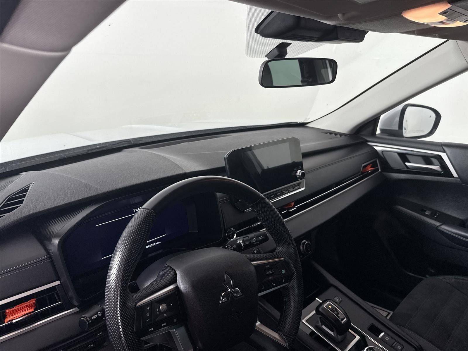 2023 Mitsubishi Outlander PHEV SE AWD