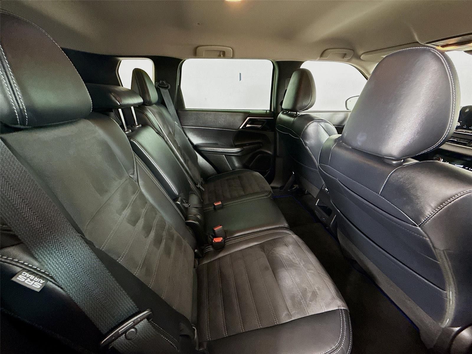 2023 Mitsubishi Outlander PHEV SE AWD