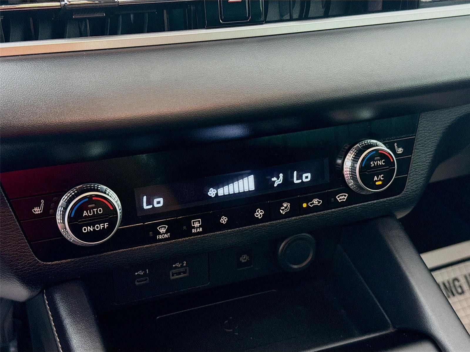 2023 Mitsubishi Outlander PHEV SE AWD