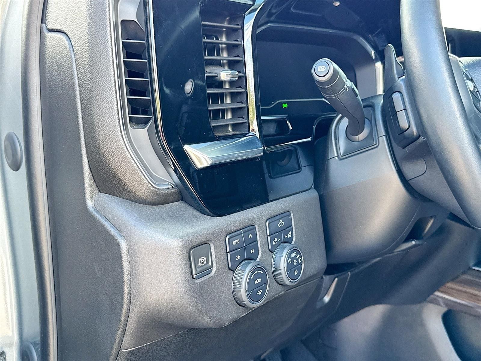 2024 Chevrolet Silverado 1500 RST AWD