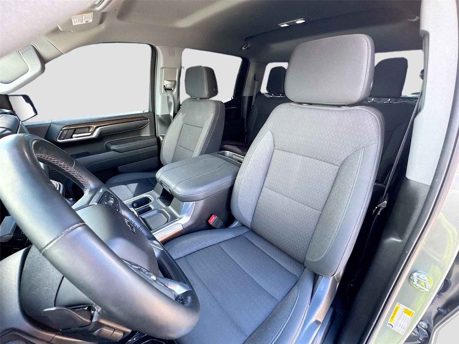 2024 Chevrolet Silverado 1500 RST AWD