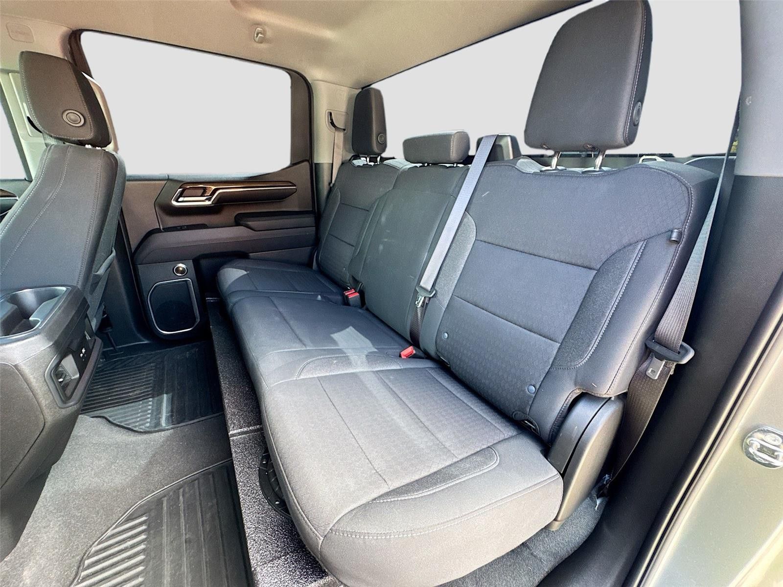 2024 Chevrolet Silverado 1500 RST AWD