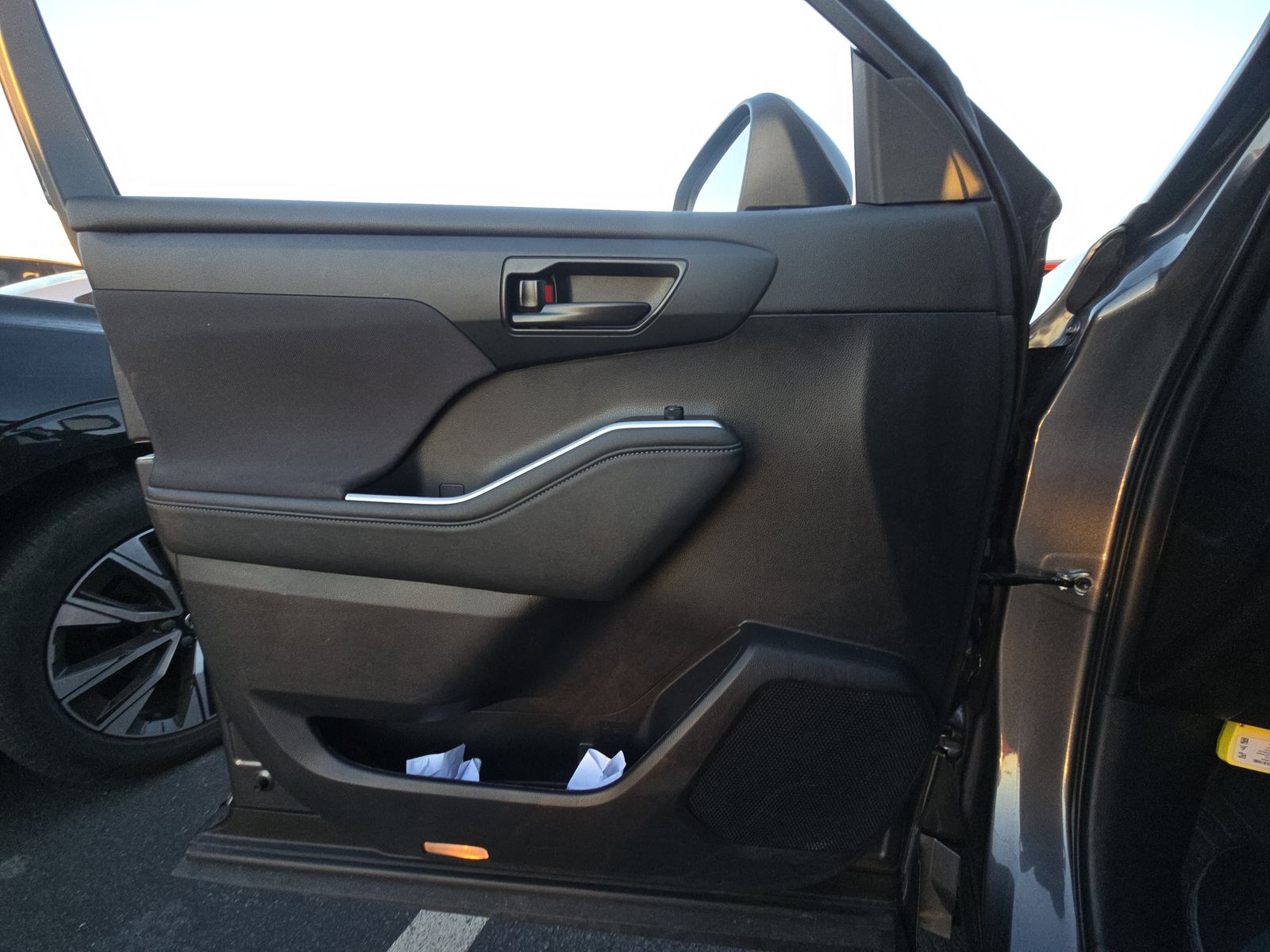 2023 Toyota Highlander LE AWD