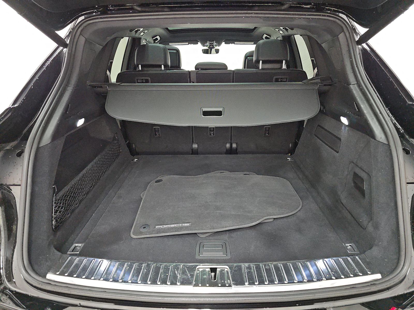 2023 Porsche Cayenne Platinum Edition AWD