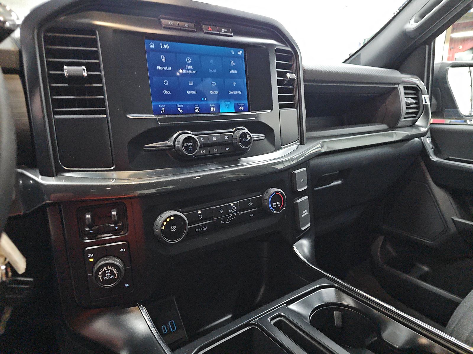 2023 Ford F-150 XL AWD