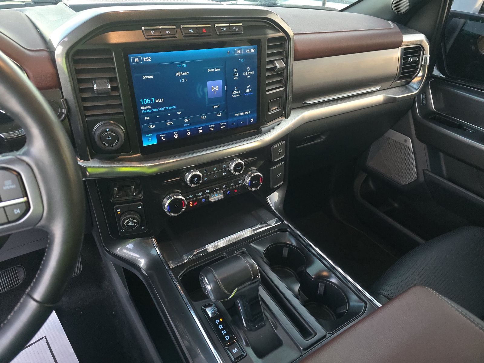 2023 Ford F-150 Hybrid Lariat AWD