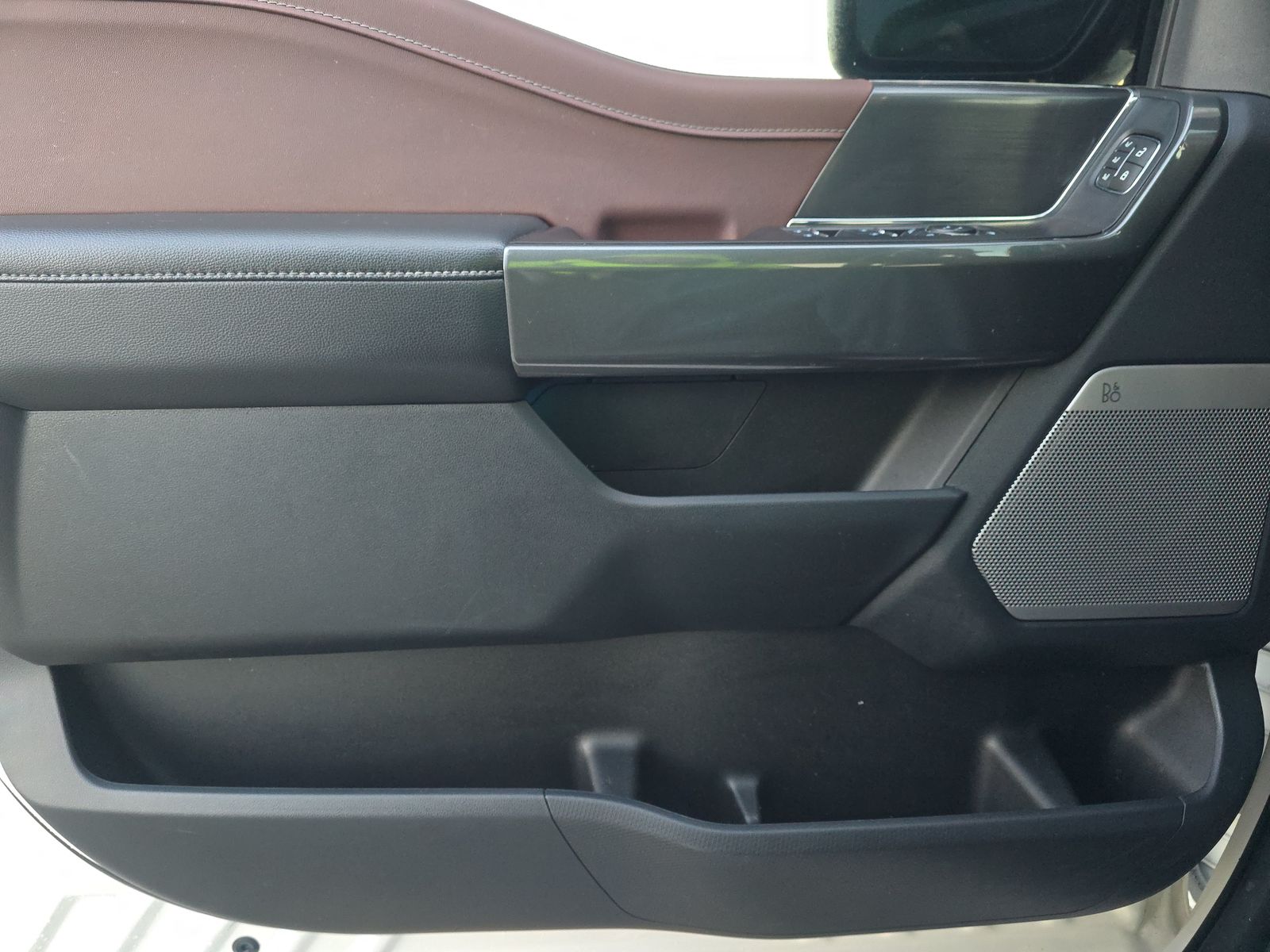 2023 Ford F-150 Hybrid Lariat AWD