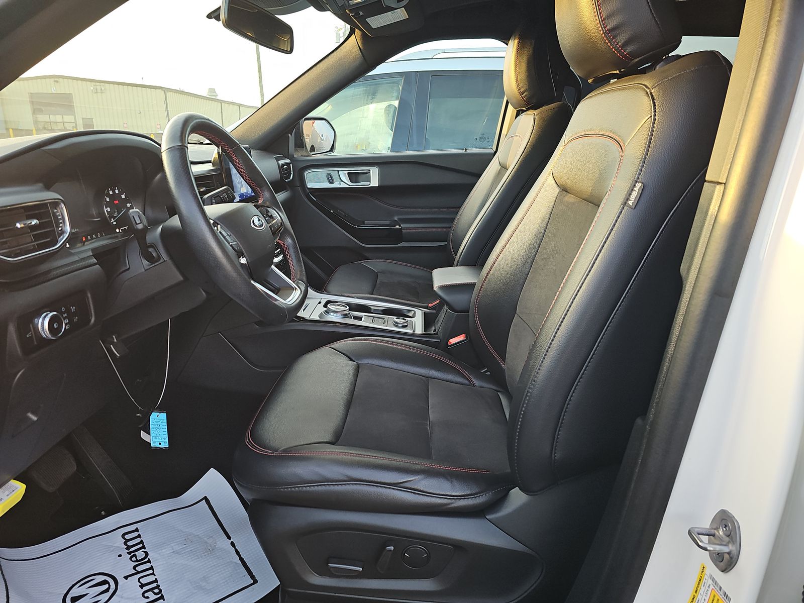 2023 Ford Explorer ST-Line AWD