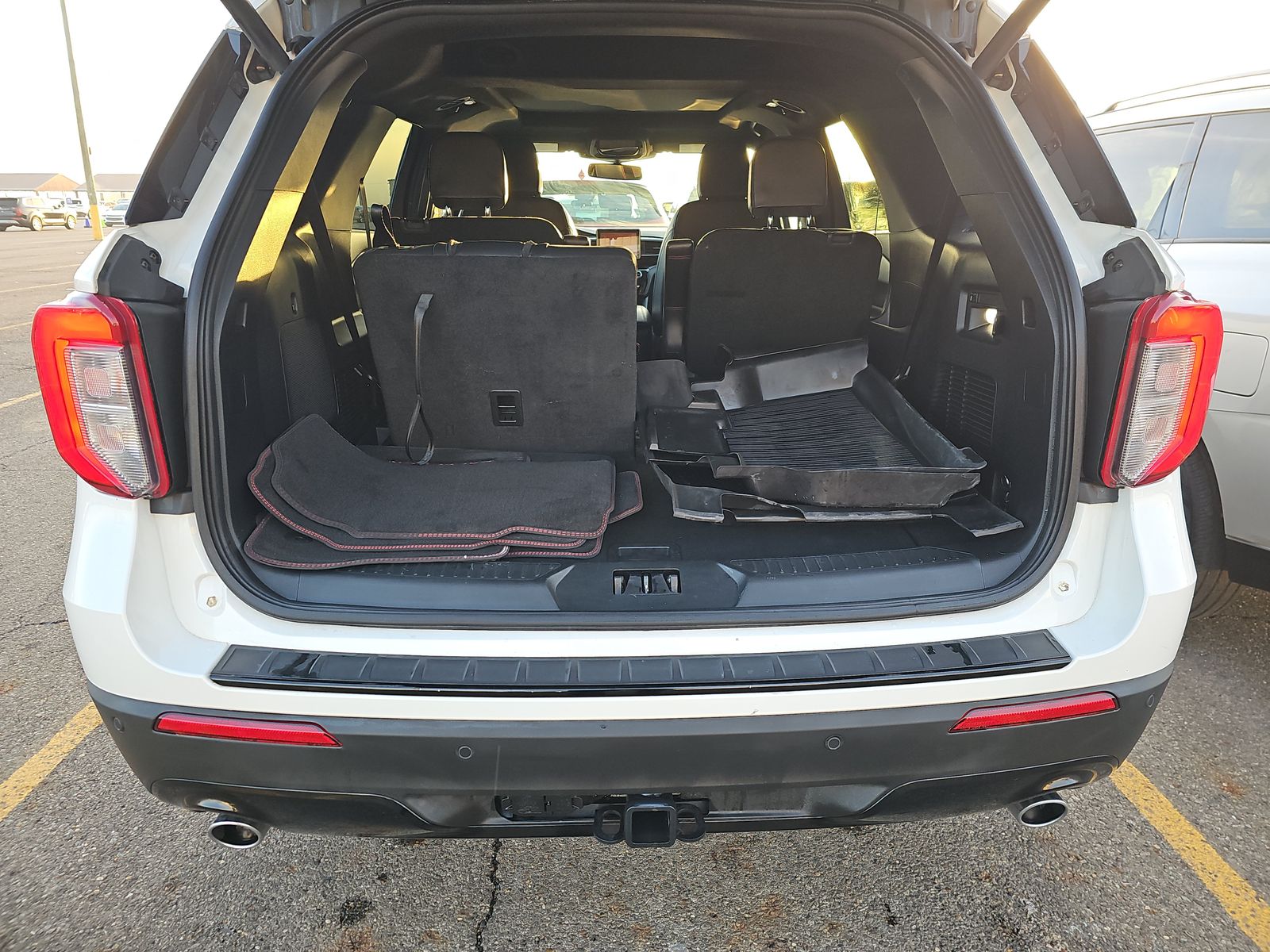 2023 Ford Explorer ST-Line AWD