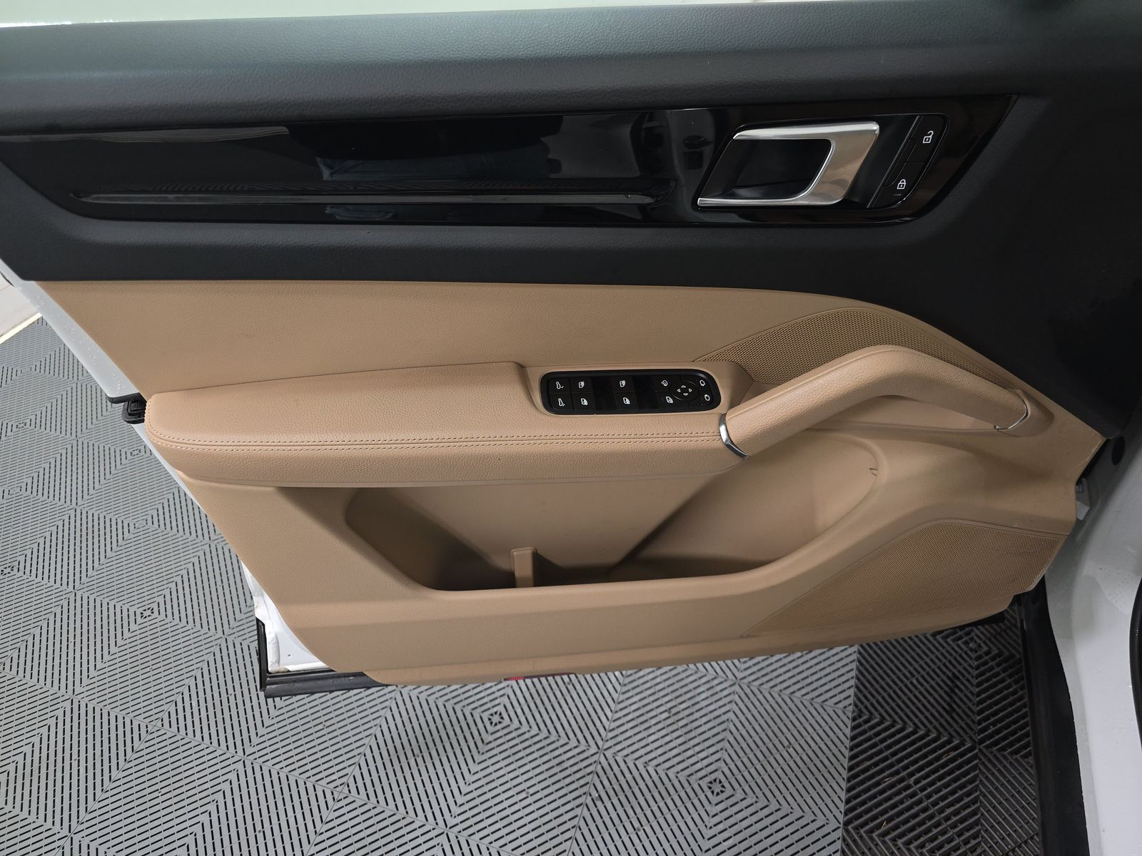 2023 Porsche Cayenne Base AWD