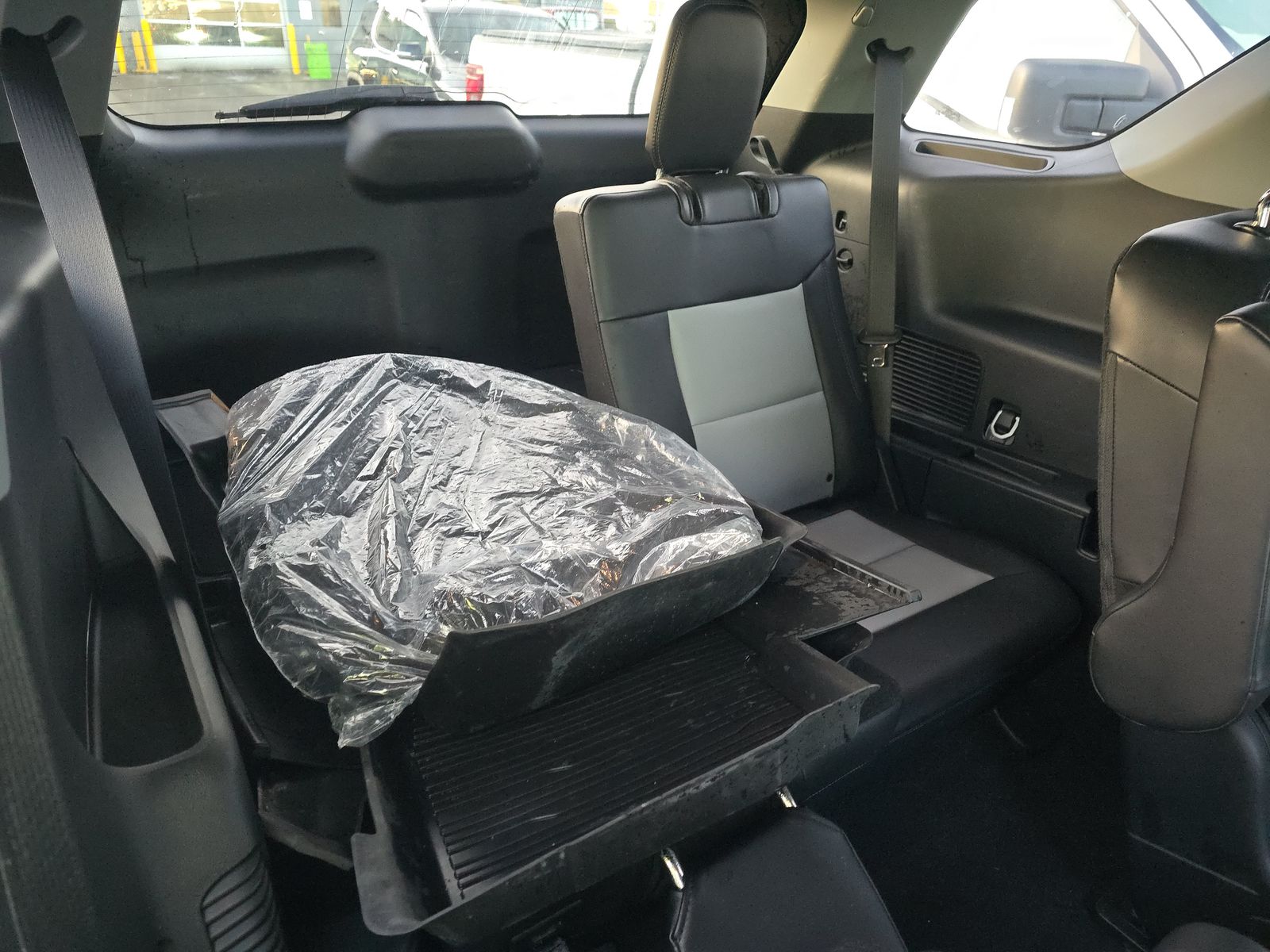 2023 Ford Explorer XLT AWD