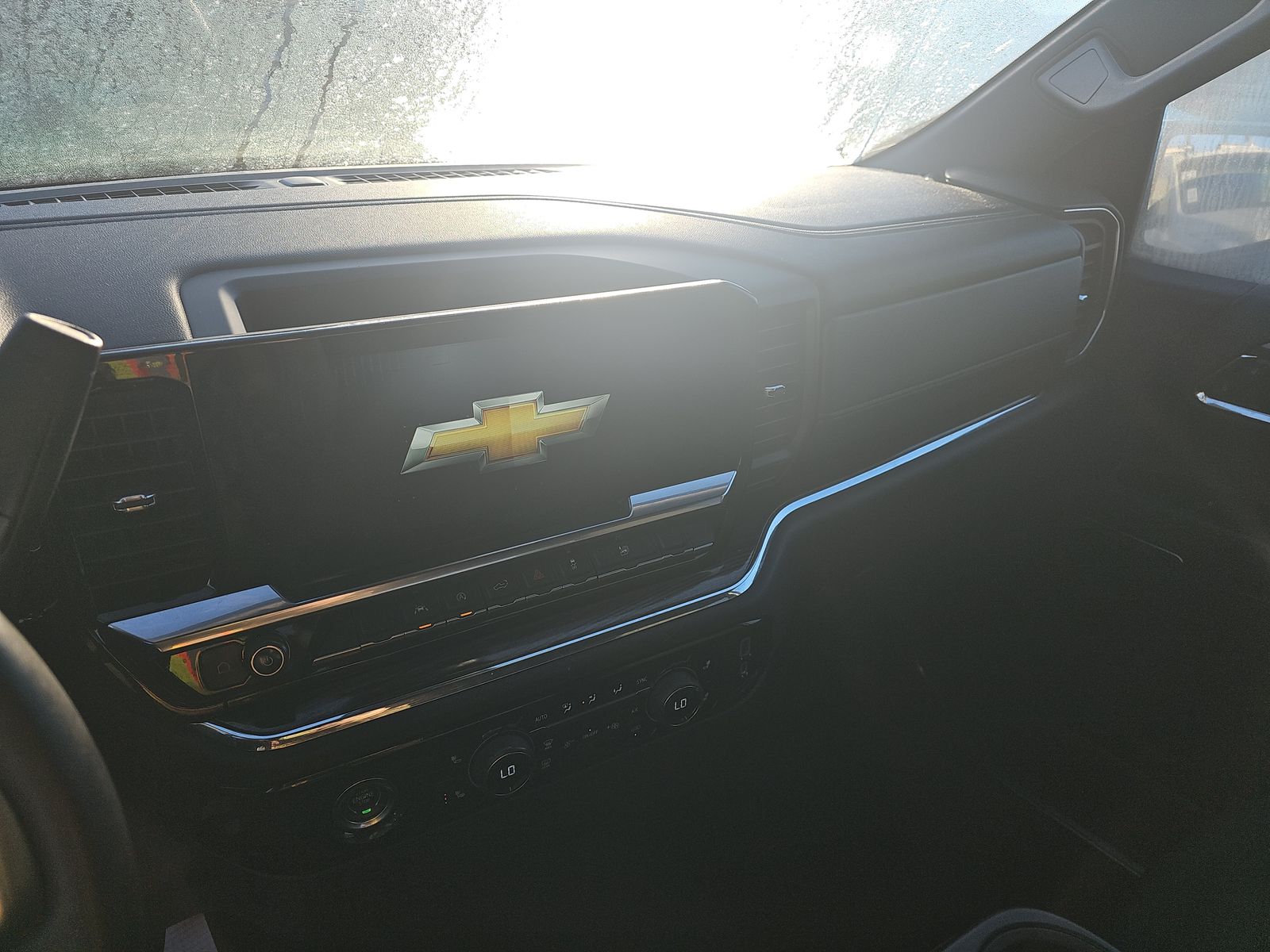 2023 Chevrolet Silverado 1500 LT AWD