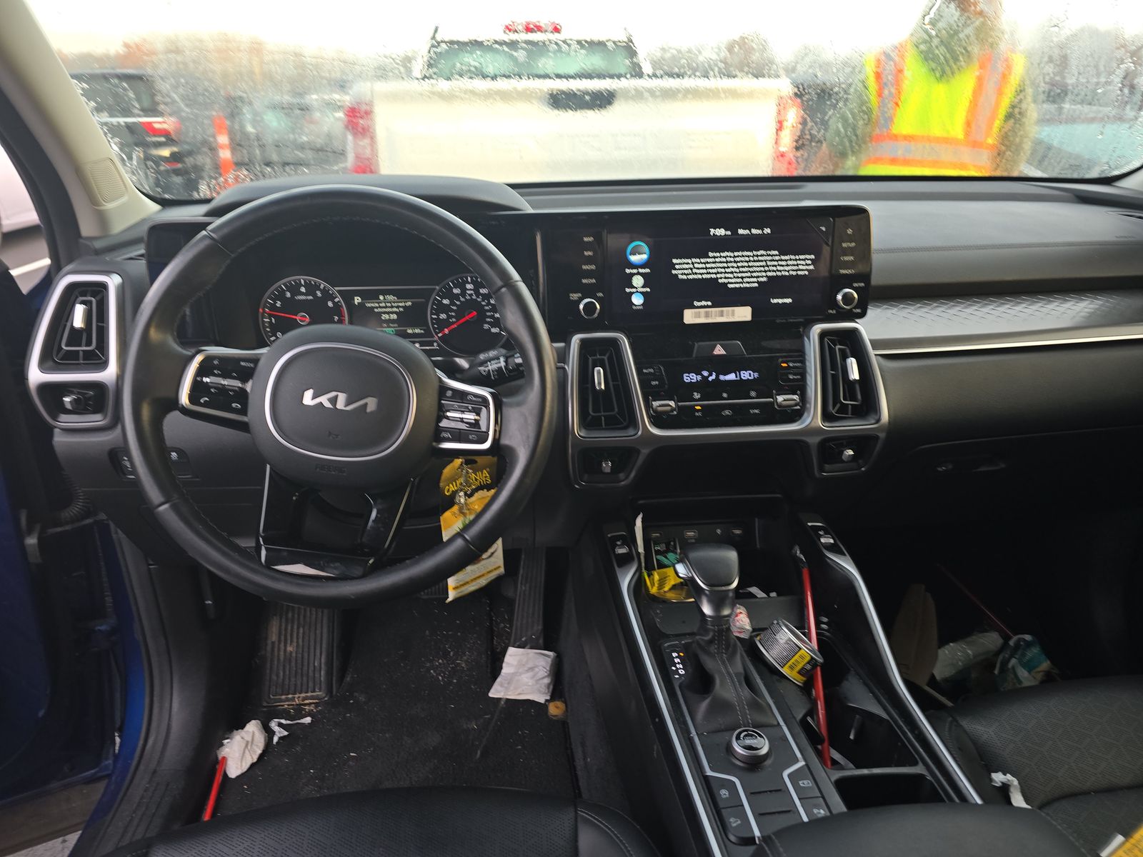 2023 Kia Sorento S FWD