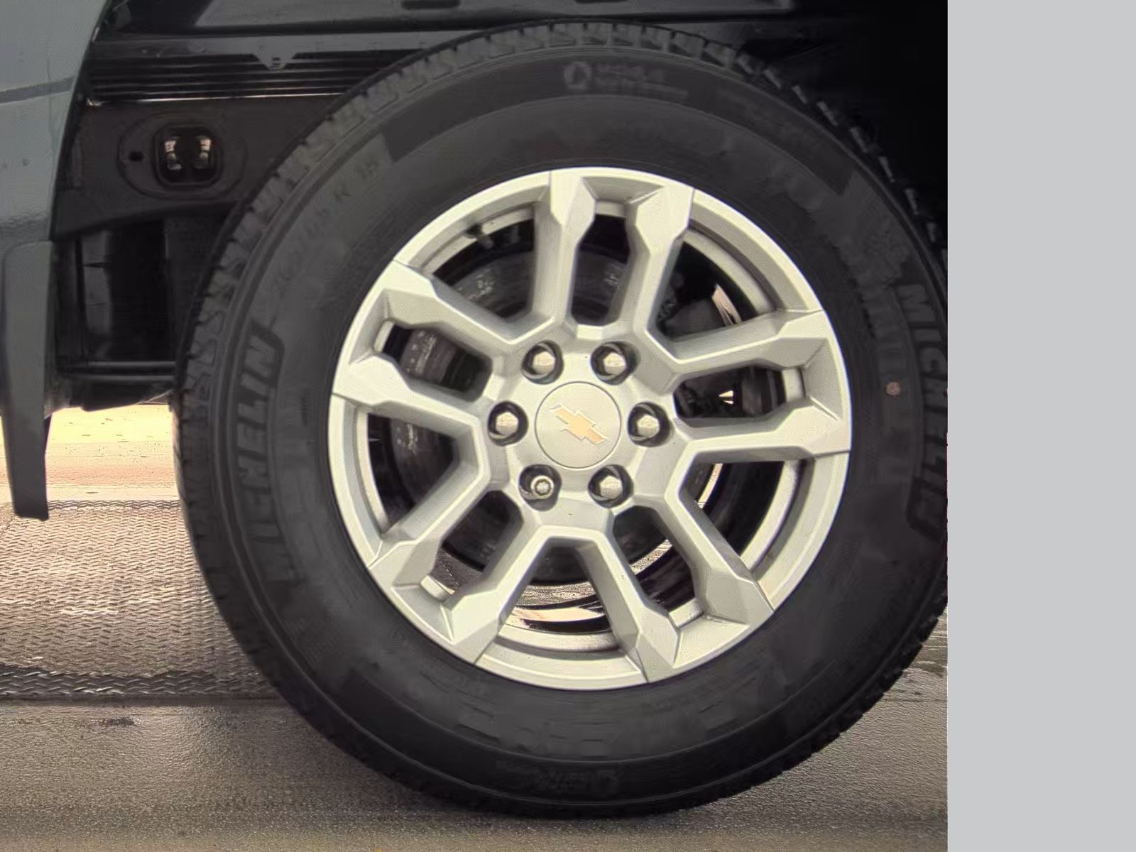 2022 Chevrolet Silverado 1500 LT AWD