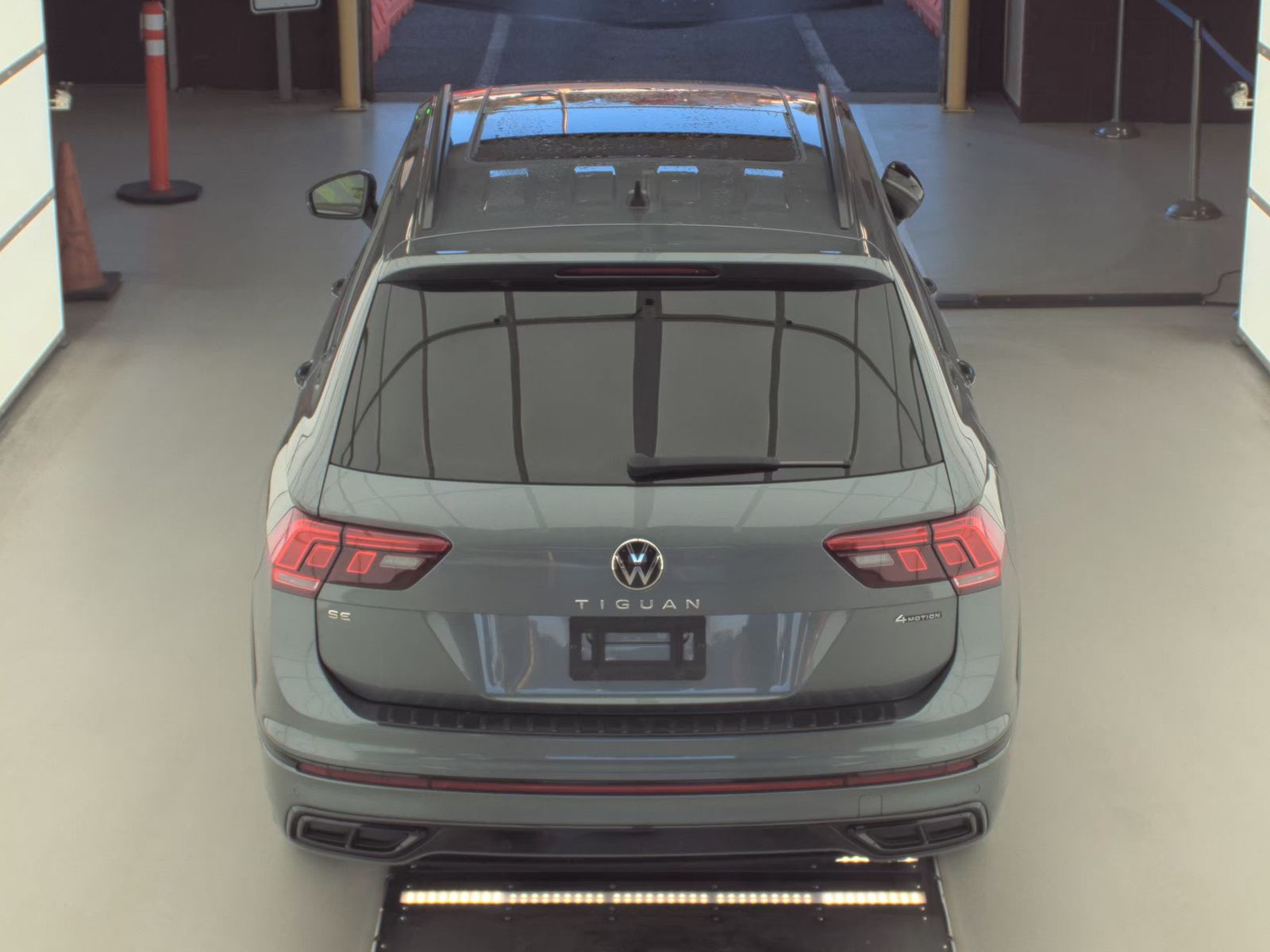 2022 Volkswagen Tiguan 2.0T SE R-Line Black AWD