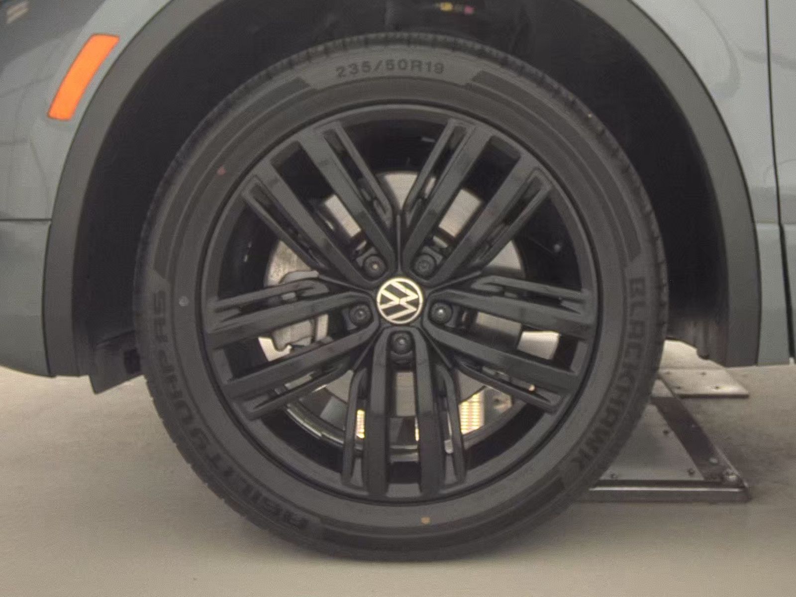 2022 Volkswagen Tiguan 2.0T SE R-Line Black AWD