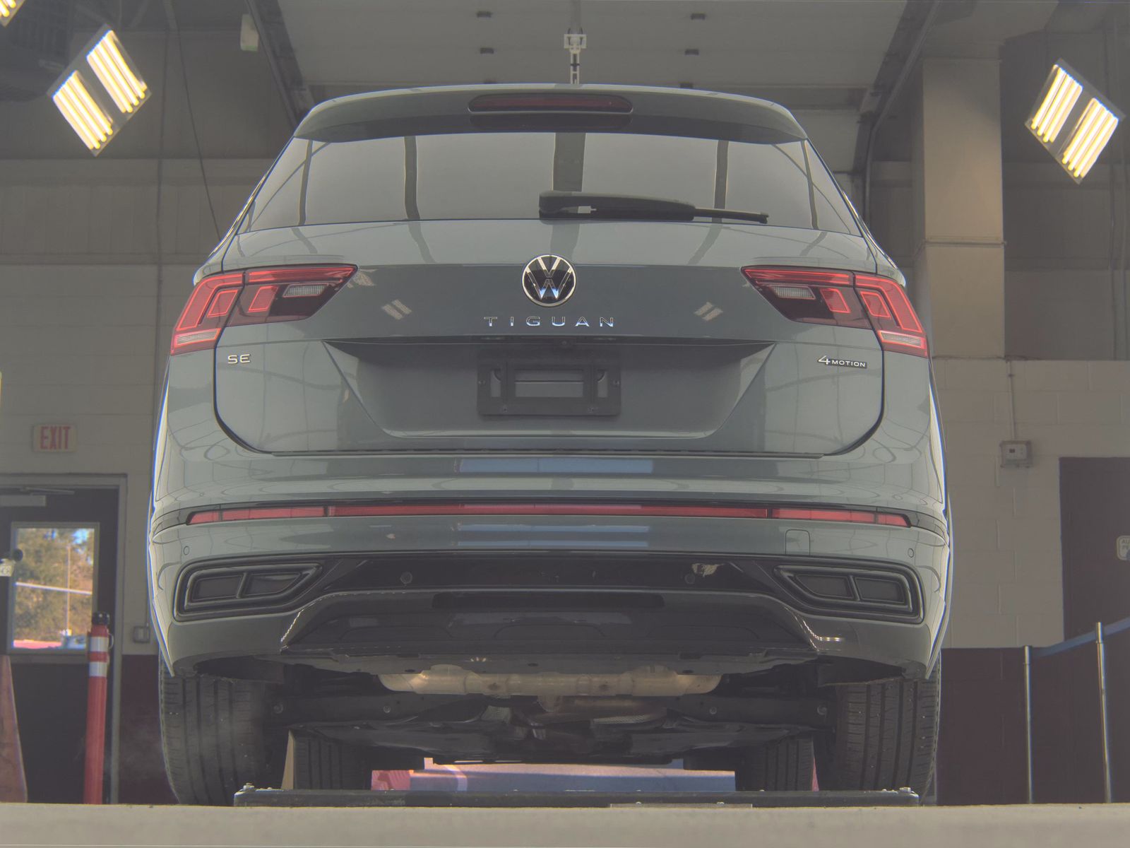 2022 Volkswagen Tiguan 2.0T SE R-Line Black AWD