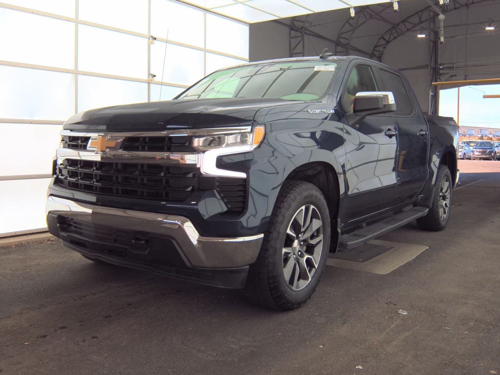 2023 Chevrolet Silverado 1500 LT AWD
