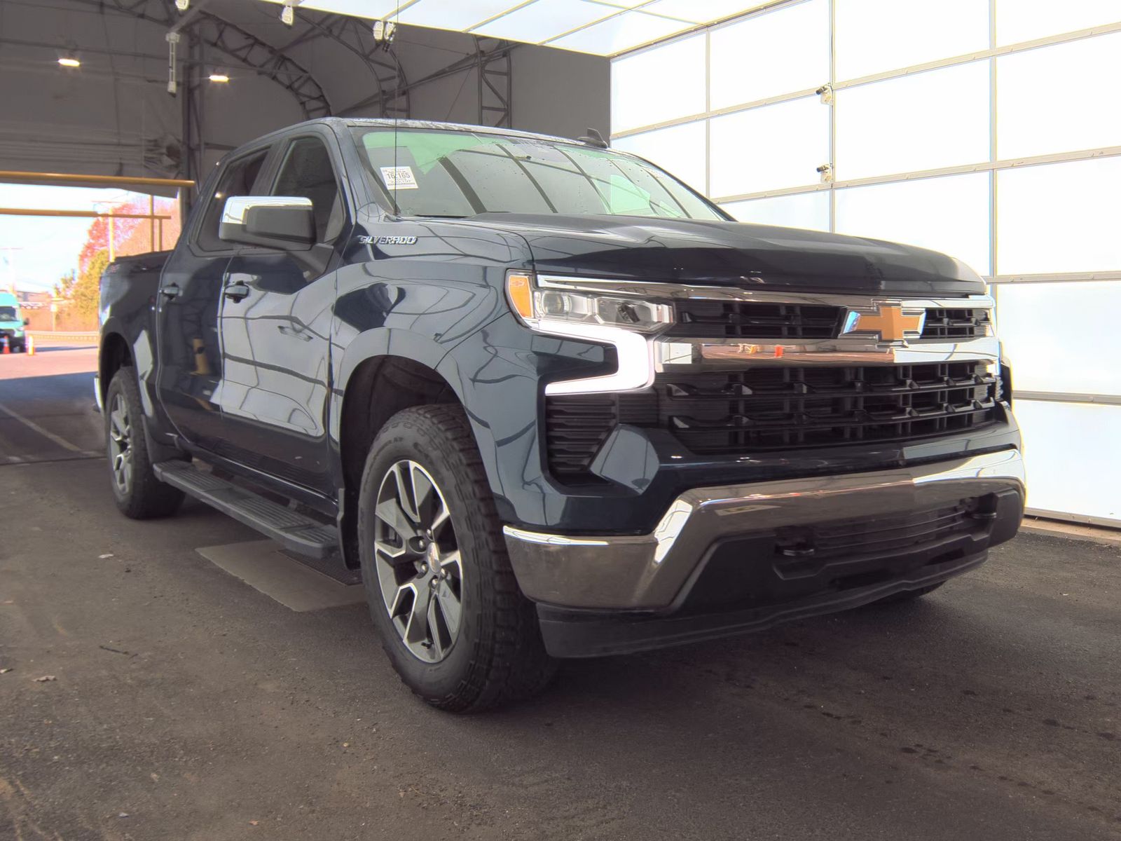 2023 Chevrolet Silverado 1500 LT AWD
