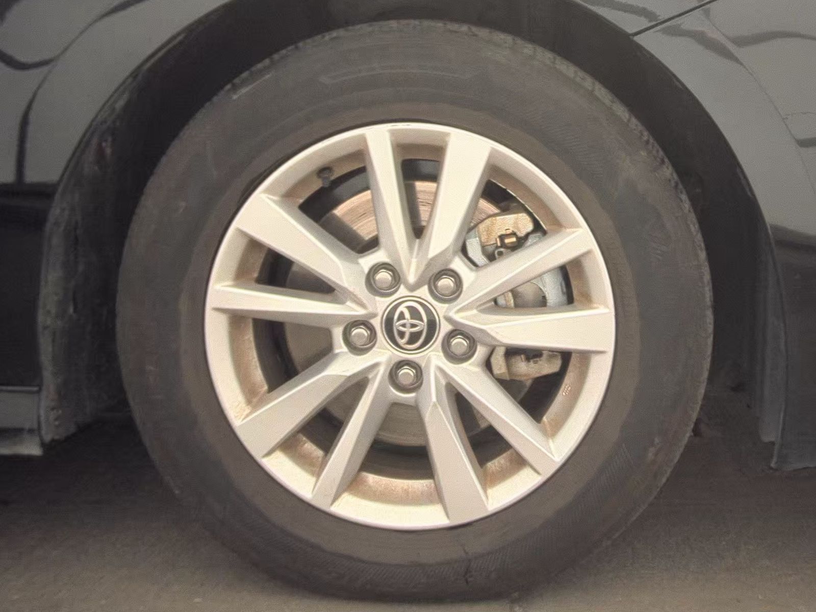 2025 Toyota Camry LE FWD