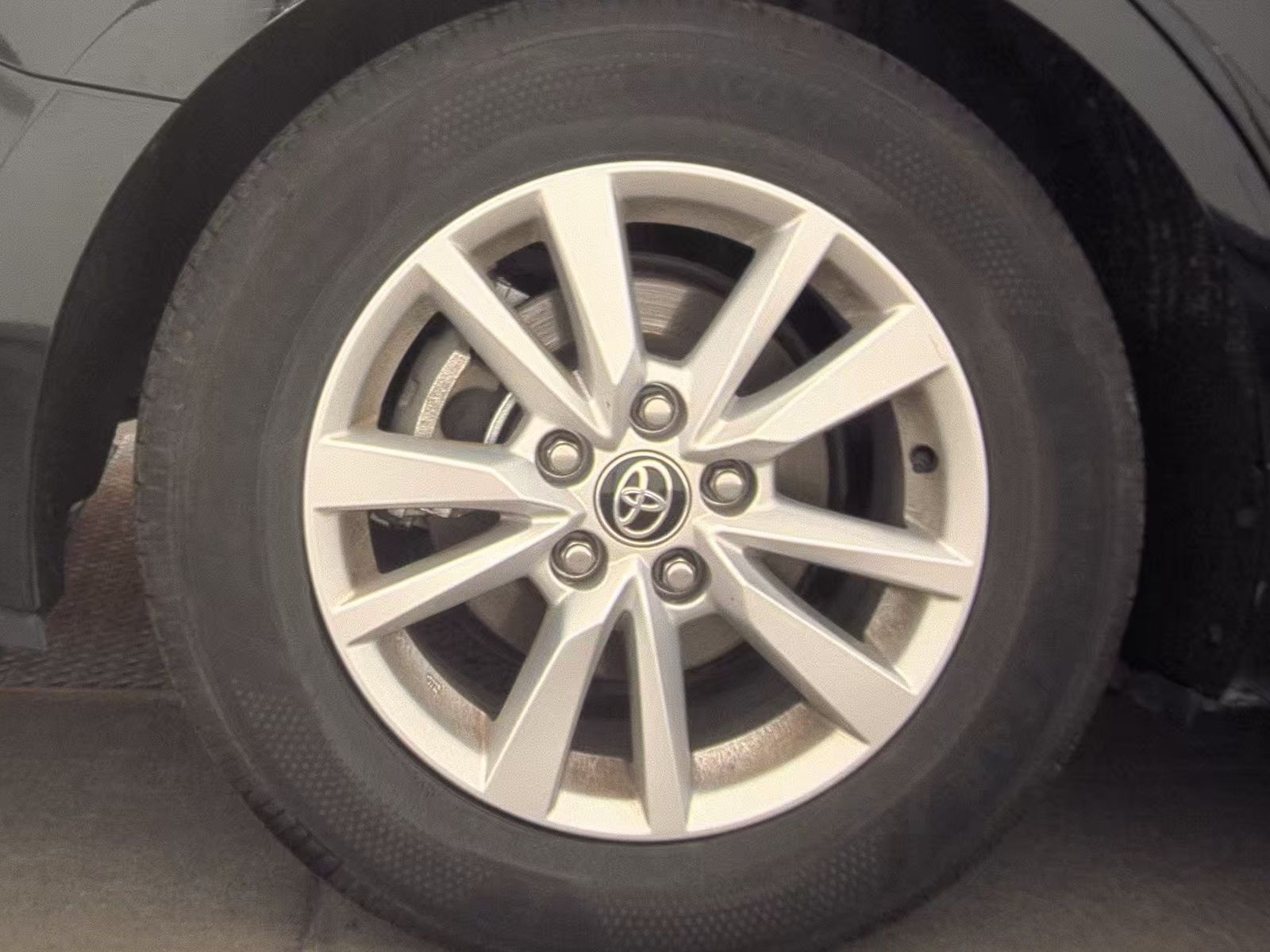 2025 Toyota Camry LE FWD