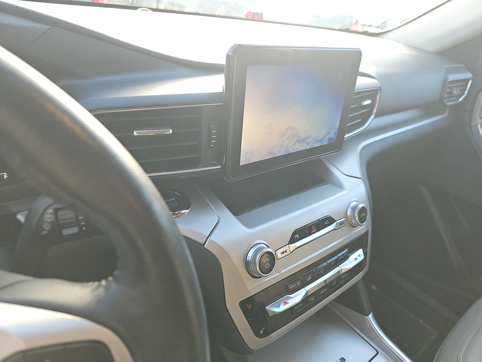 2022 Ford Explorer XLT AWD