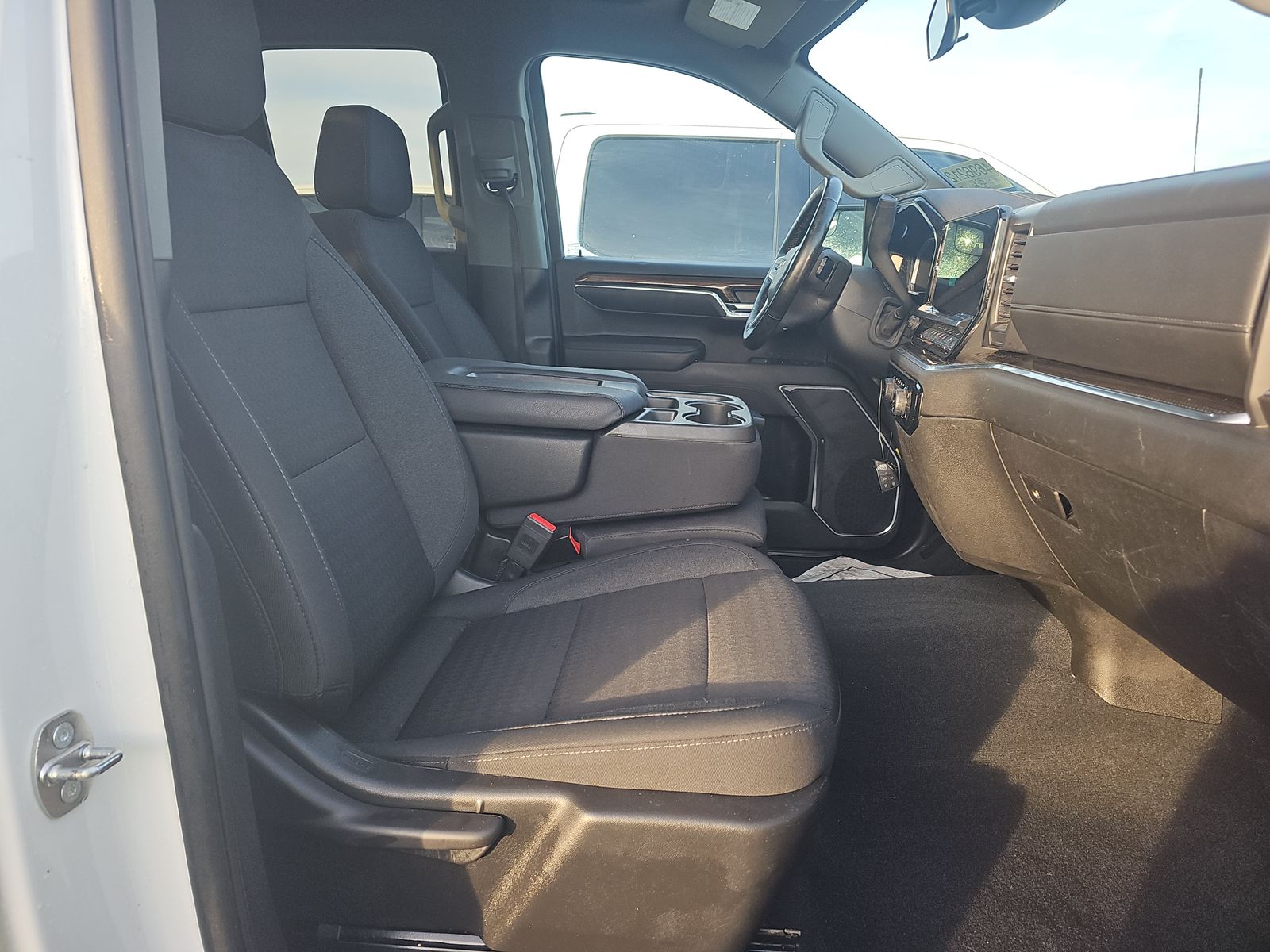 2023 Chevrolet Silverado 1500 LT AWD