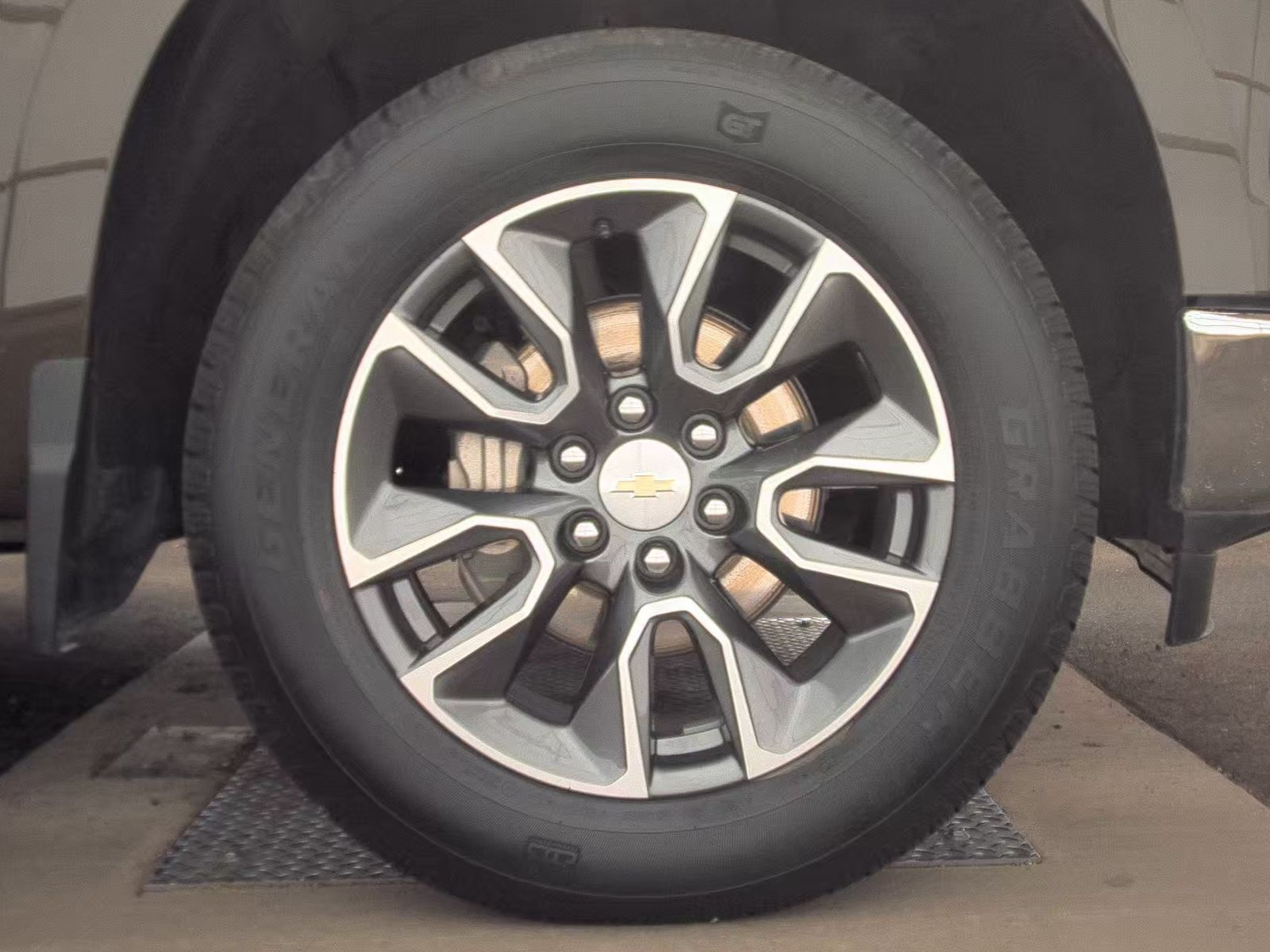 2023 Chevrolet Silverado 1500 LT AWD