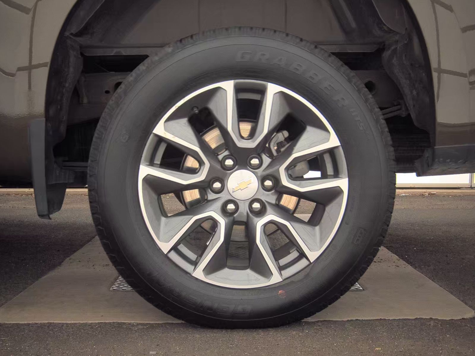 2023 Chevrolet Silverado 1500 LT AWD