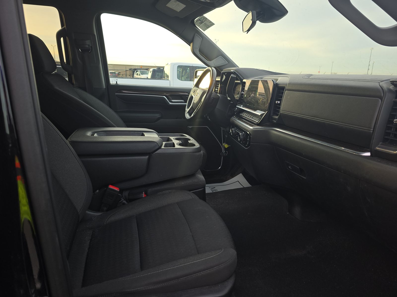 2022 Chevrolet Silverado 1500 LT AWD