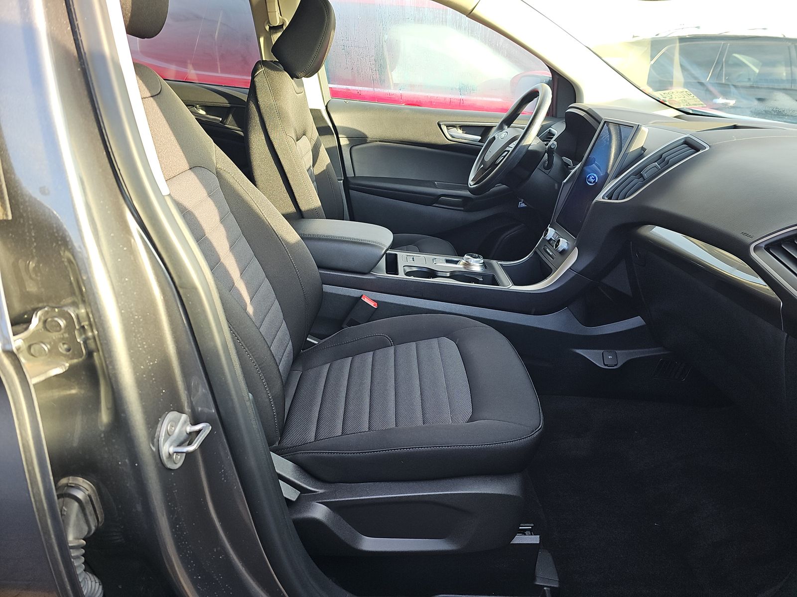 2022 Ford Edge SE AWD