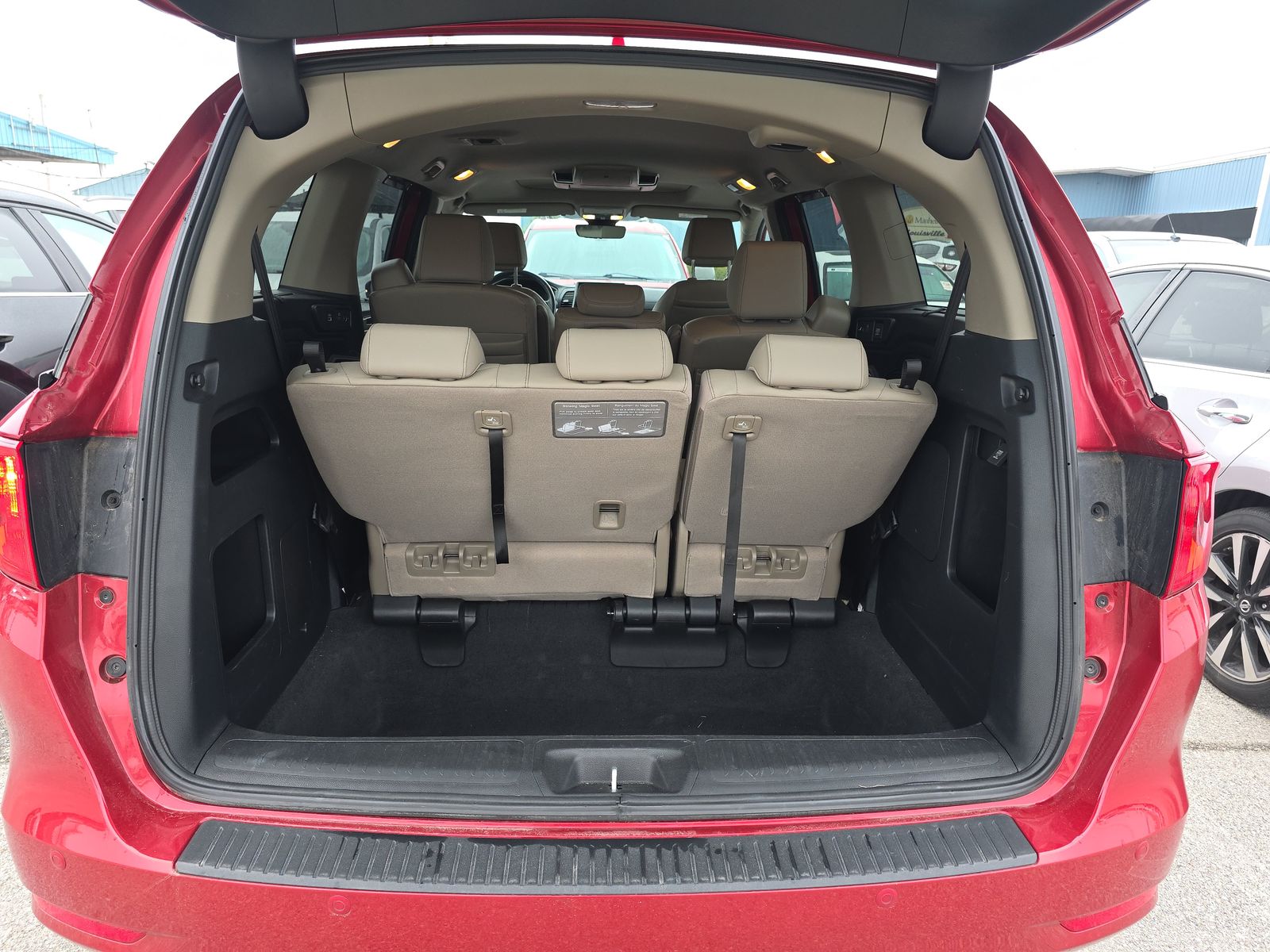 2023 Honda Odyssey Touring FWD