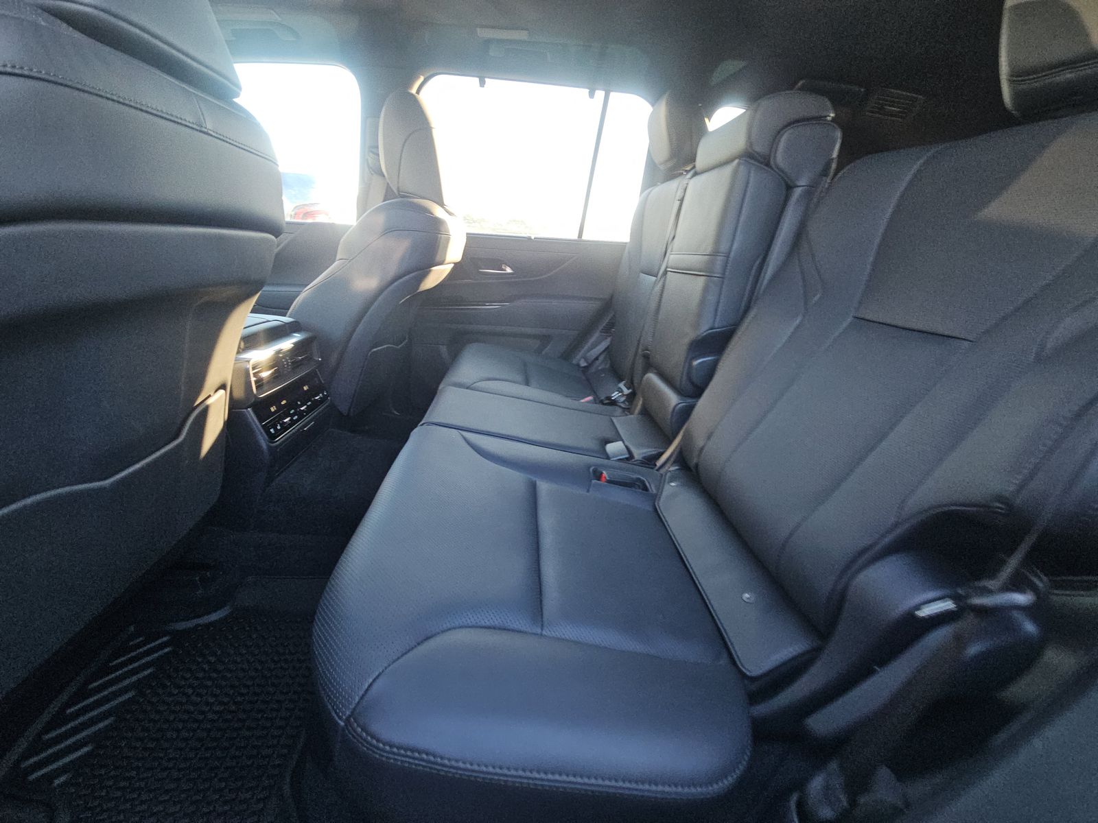 2025 Lexus LX LX 700h Overtrail AWD