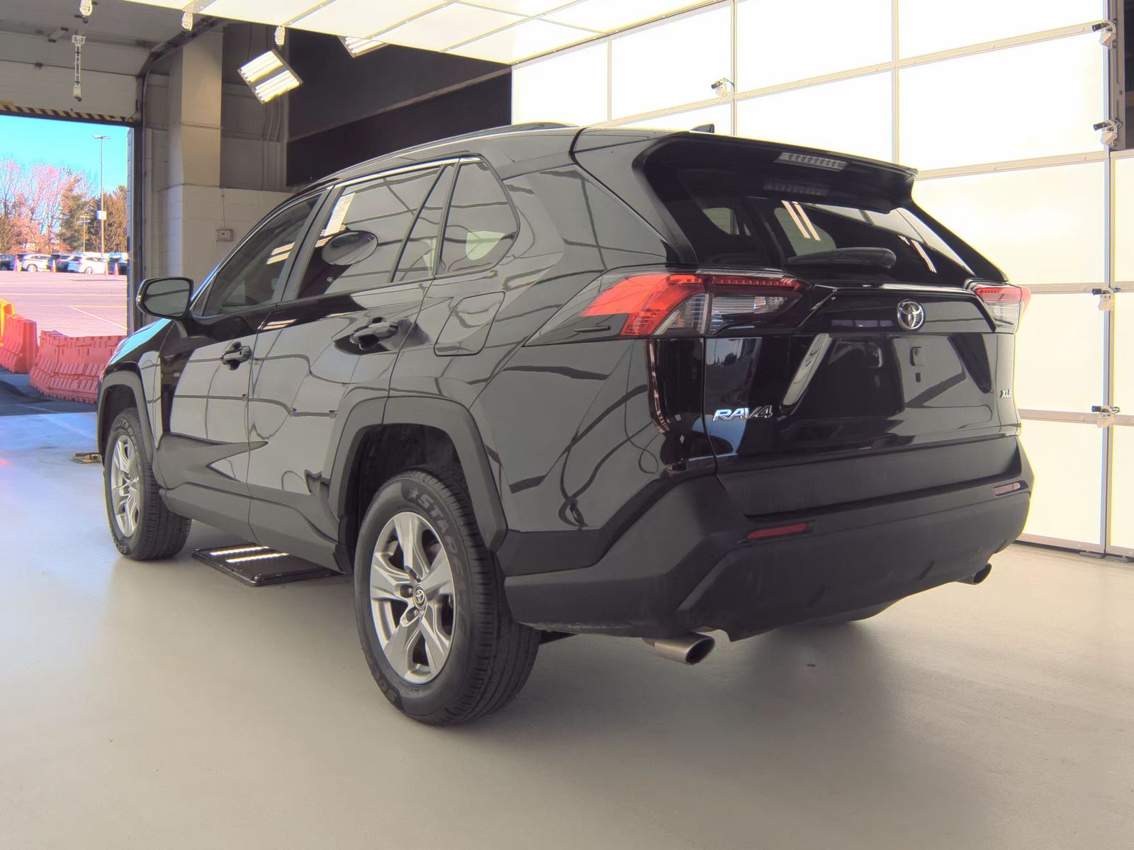 2023 Toyota RAV4 XLE FWD