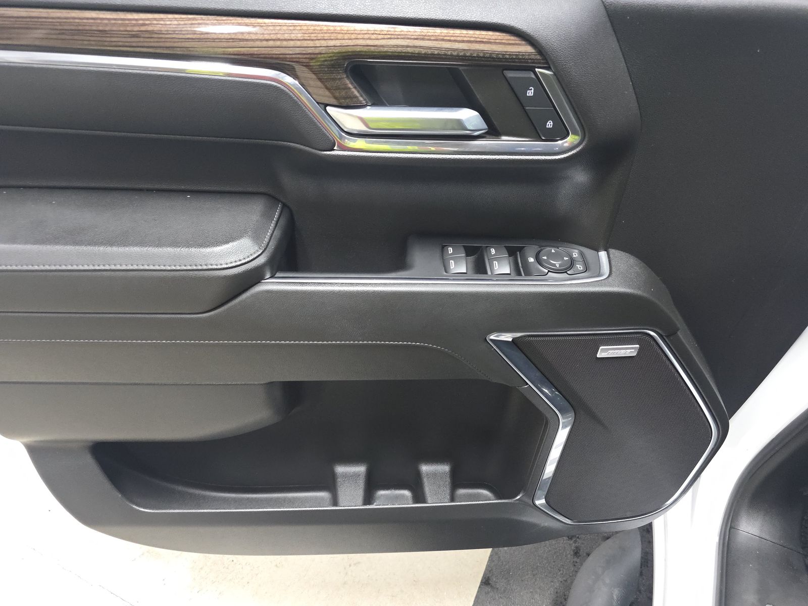 2024 Chevrolet Silverado 1500 RST AWD